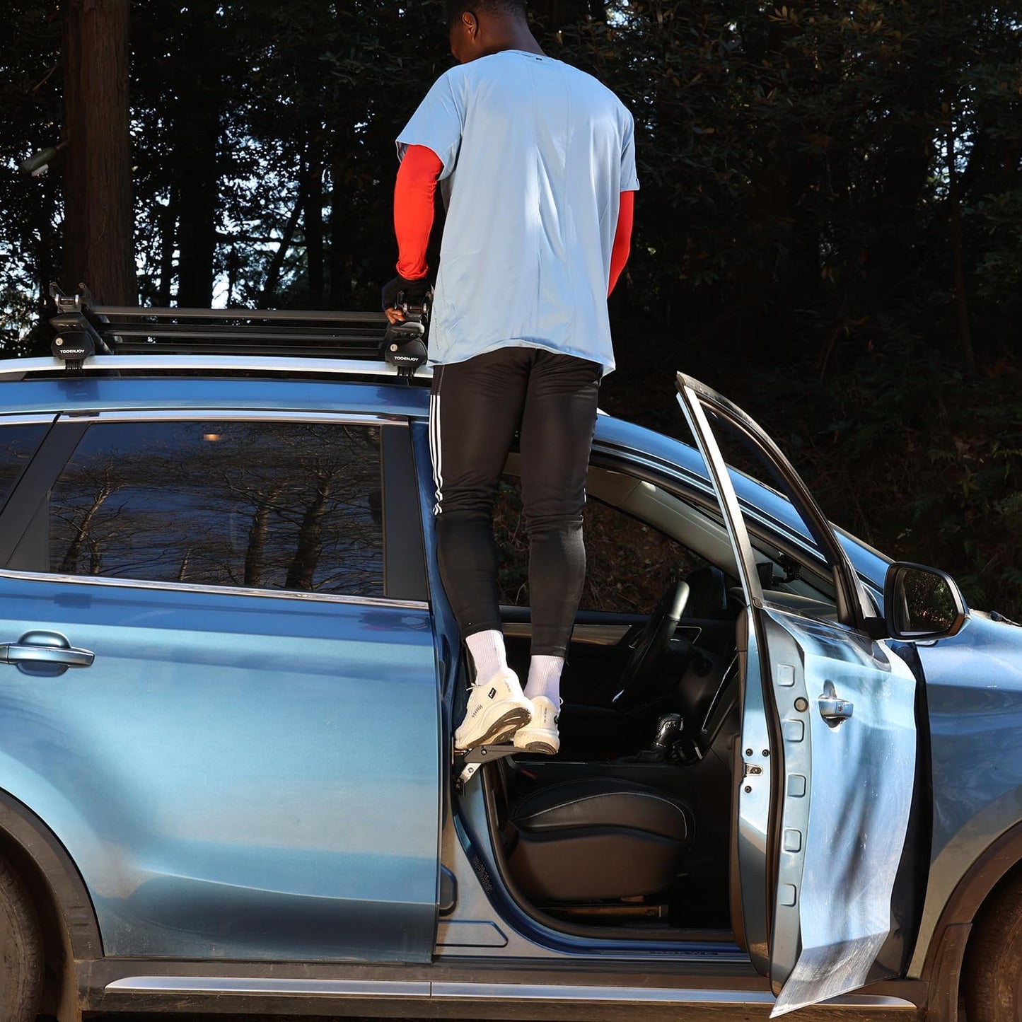 COWVIE Foldable Car Door Step Stand Pedal - Access to Vehicle's Roof Stand Pedal for Most SUV Truck Jeep, Max Load 400 Lbs