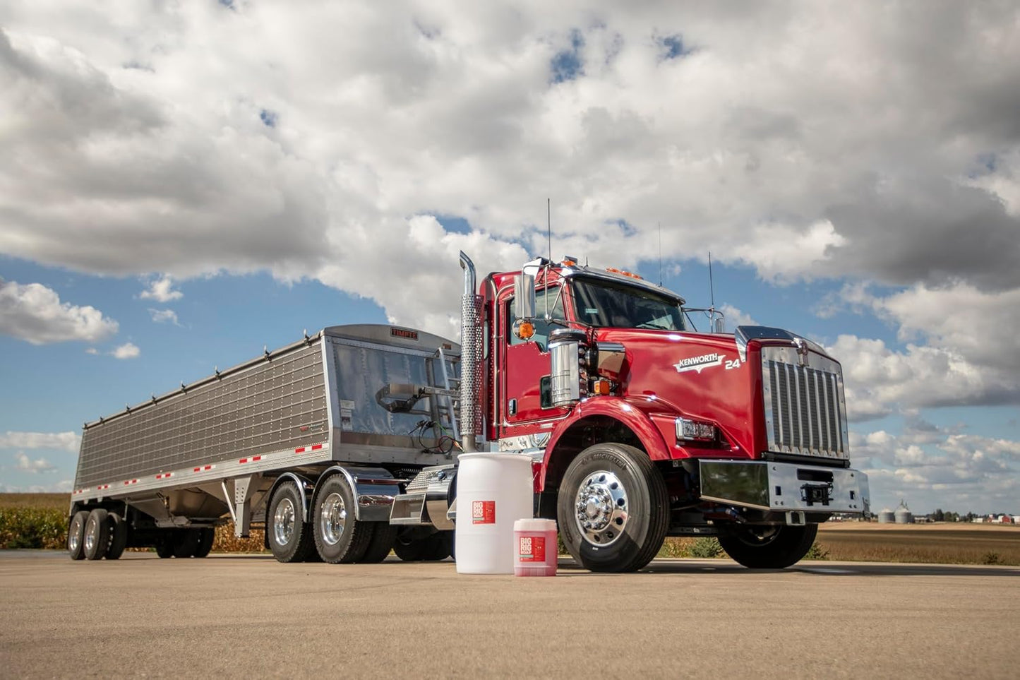 Truck & Trailer Wash (1 gal) Car Wash for Trucks, Trailers, RVs, Buses, Heavy Equipment (1 gal / 128 fl oz)